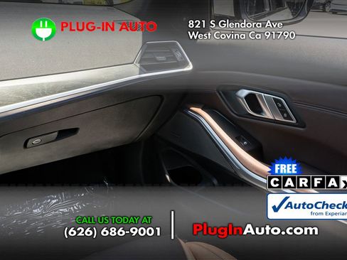 Used 2020 BMW 330i Sedan w/ M Sport Package RWD image 19