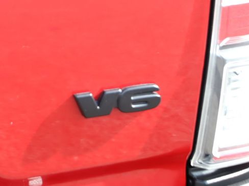 Used 2023 Toyota Tacoma TRD Off-Road w/ Advanced Technology Package AWD/4WD image 47