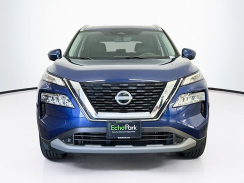 Used 2023 Nissan Rogue SV w/ SV Premium B Package AWD/4WD image 2