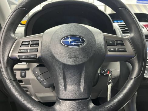 Used 2015 Subaru Forester 2.5i Premium AWD/4WD image 20