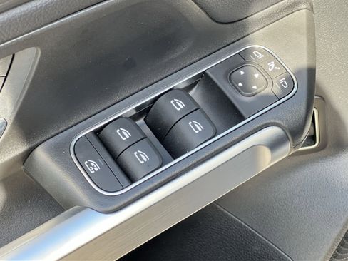 Certified 2026 Mercedes-Benz GLB 250 4MATIC image 20