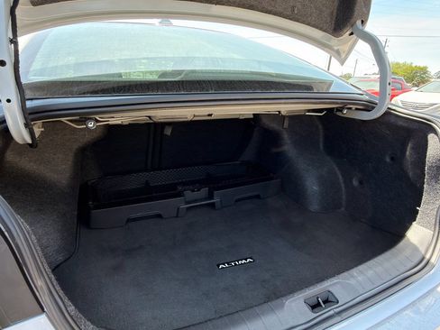 Used 2024 Nissan Altima 2.5 SR image 22