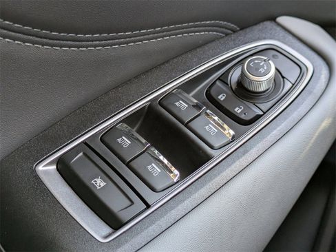 Certified 2025 Subaru Outback Limited w/ Popular Package #2 image 27