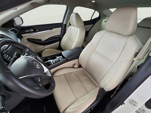 Used 2020 Nissan Maxima 3.5 SV w/ Illumination Package image 5