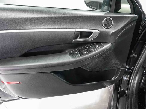 Used 2023 Hyundai Sonata SE FWD image 21
