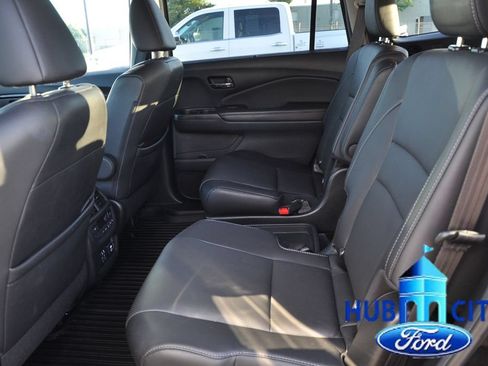 Used 2022 Honda Pilot Elite image 12
