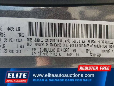 Used 2017 Jeep Compass Latitude image 17