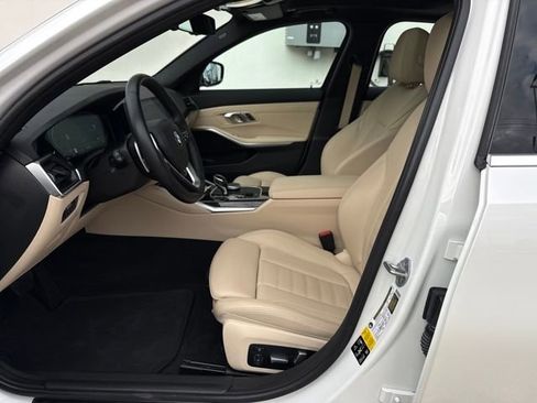 Used 2021 BMW 330i xDrive Sedan w/ Premium Package image 8
