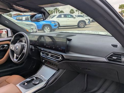 Used 2024 BMW 230i Coupe w/ Convenience Package RWD image 19