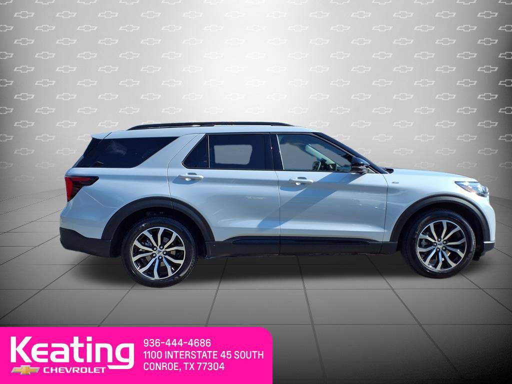Used 2026 Ford Explorer ST-Line w/ Premium Package RWD image 11
