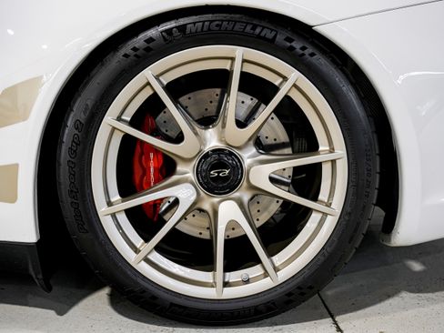 Used 2010 Porsche 911 GT3 RS image 52