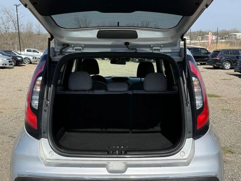 Used 2017 Kia Soul image 25