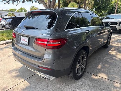 Used 2019 Mercedes-Benz GLC 350e 4MATIC image 7
