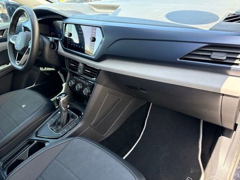 Certified 2023 Volkswagen Taos SE w/ Panoramic Sunroof Package image 23