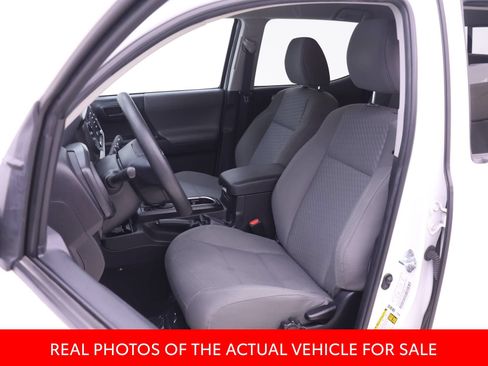 Certified 2022 Toyota Tacoma SR AWD/4WD image 5