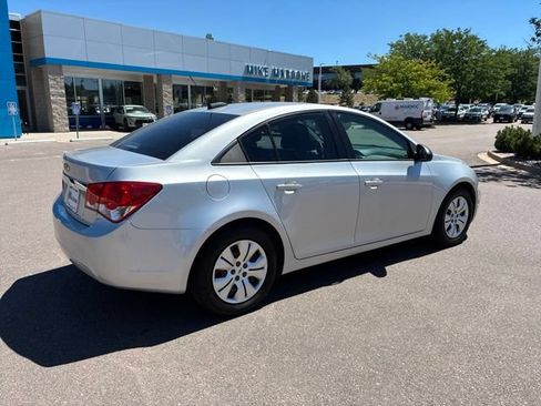 Used 2016 Chevrolet Cruze LS FWD image 6