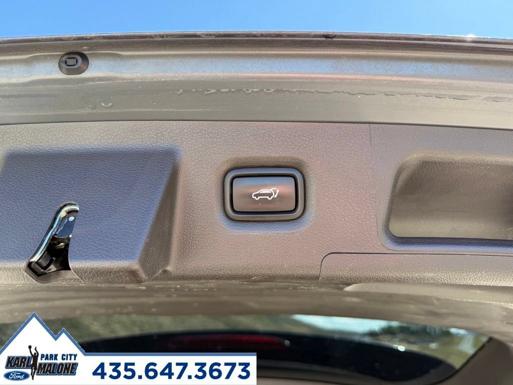 Used 2022 Hyundai Santa Fe Limited AWD/4WD image 32