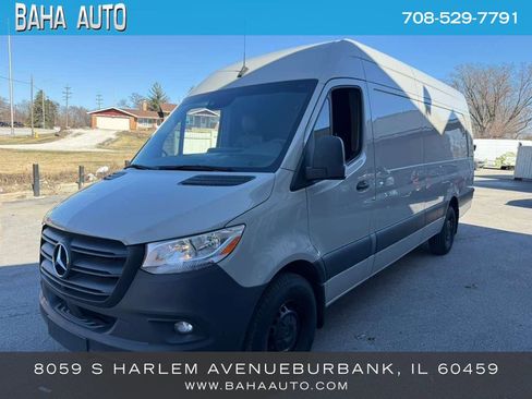 Used 2023 Mercedes-Benz Sprinter 2500 image 38