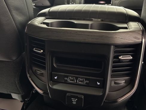 New 2026 RAM 2500 Limited AWD/4WD image 28