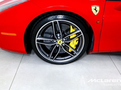Used 2016 Ferrari 488 GTB RWD image 29