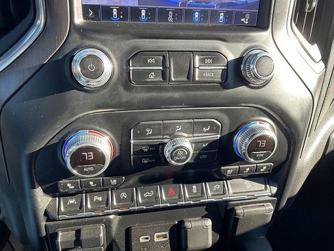 Used 2019 GMC Sierra 1500 AT4 w/ AT4 Premium Package image 23