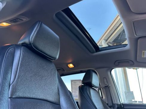 Used 2023 Honda Odyssey EX-L image 16