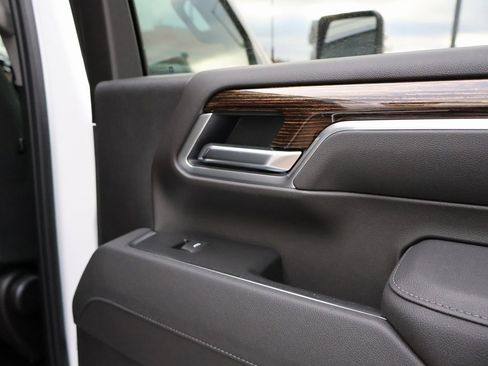 New 2026 GMC Sierra 2500 SLE image 14