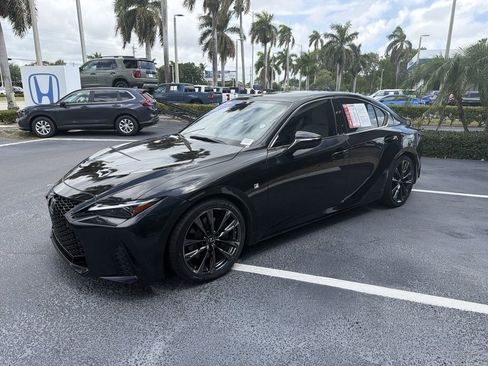 Used 2022 Lexus IS 350 F Sport RWD image 4