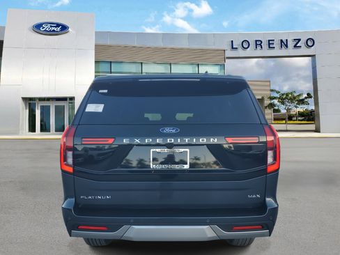 New 2025 Ford Expedition Max Platinum w/ Driver's Package image 5