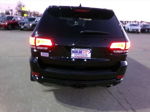 Used 2020 Jeep Grand Cherokee Altitude image 7
