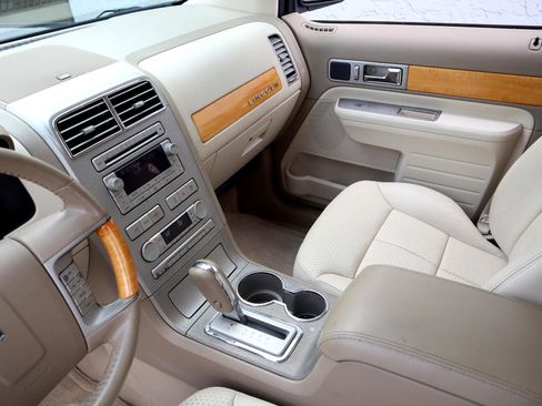 Used 2007 Lincoln MKX FWD image 39