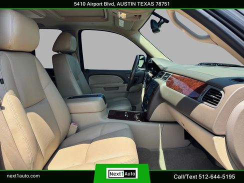 Used 2013 Chevrolet Tahoe LTZ RWD image 25