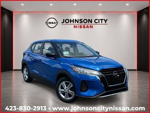 Used 2025 Nissan Kicks Play S FWD image 1