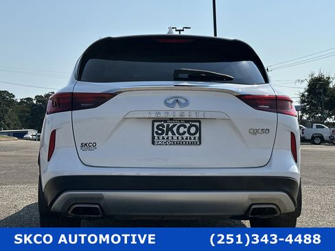 Used 2021 INFINITI QX50 Luxe image 4