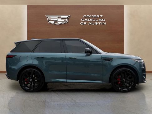 Used 2025 Land Rover Range Rover Sport Dynamic SE image 5