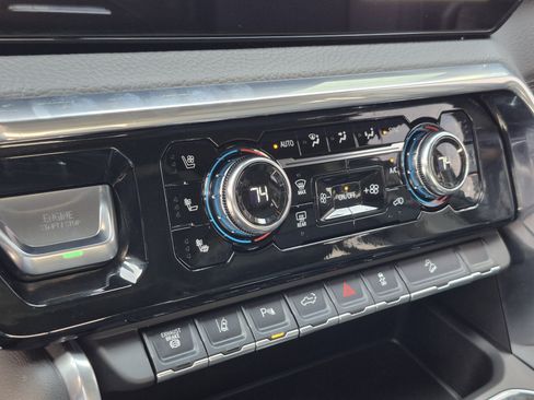 Used 2026 GMC Sierra 2500 Denali w/ Denali Reserve Package image 22