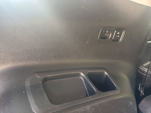 Used 2017 GMC Acadia SLT image 55