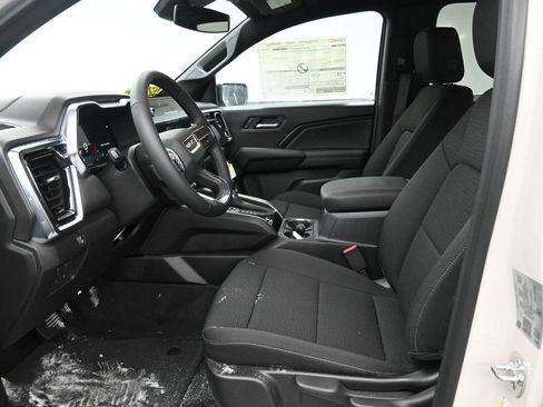 New 2026 GMC Canyon Elevation image 14