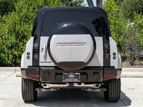 New 2026 Land Rover Defender 110 X-Dynamic SE AWD/4WD image 11