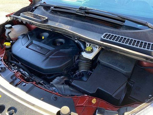 Used 2019 Ford Escape Titanium image 62