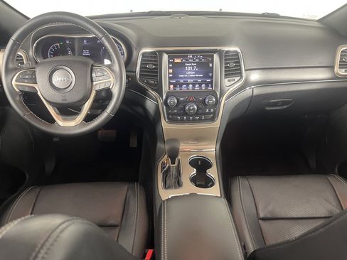 Used 2016 Jeep Grand Cherokee Limited w/ Luxury Group II AWD/4WD image 10
