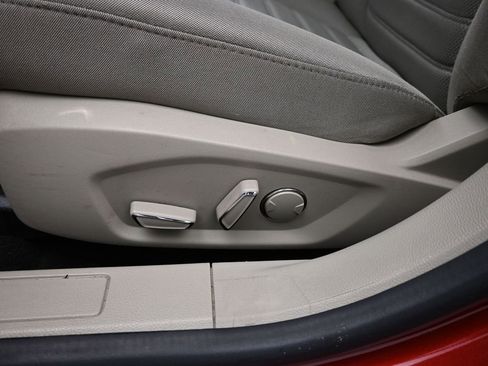 Certified 2019 Ford Fusion SE image 11