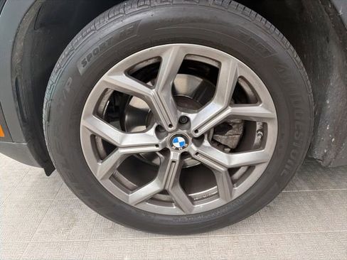 Used 2022 BMW X3 sDrive30i w/ Premium Package 2 (ZPA) image 9