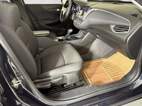 Used 2023 Chevrolet Malibu LT FWD image 13