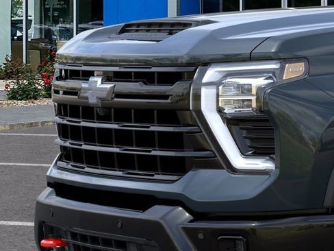 New 2026 Chevrolet Silverado 2500 LTZ w/ LTZ Plus Package AWD/4WD image 13