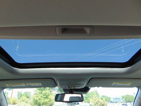 Used 2020 Honda CR-V Touring image 23