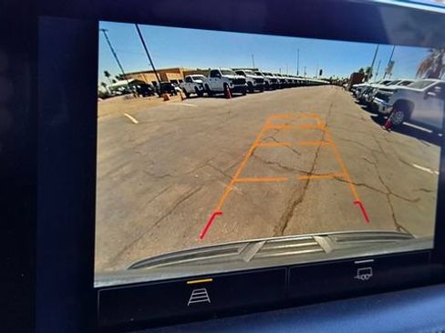 Used 2023 Chevrolet Tahoe LT RWD image 10