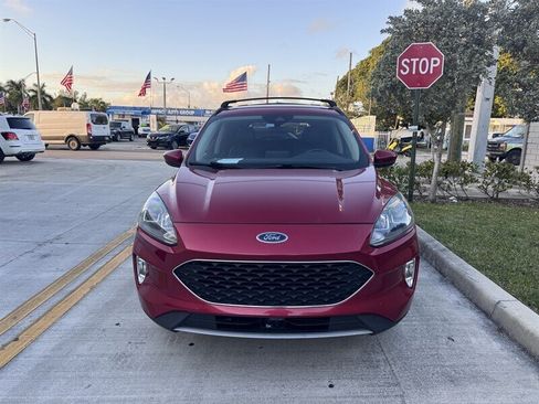 Used 2020 Ford Escape SEL AWD/4WD image 2