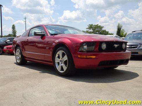 Used 2006 Ford Mustang GT RWD image 4