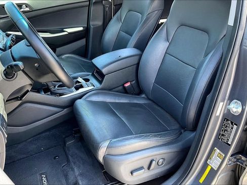 Used 2016 Hyundai Tucson Limited FWD image 17